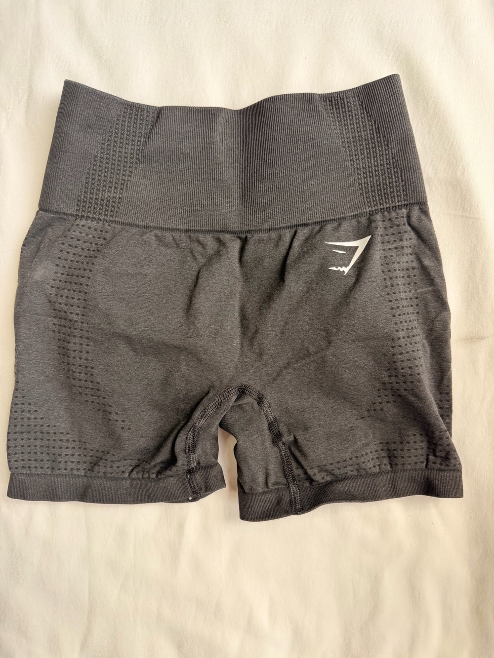 Gymshark Women’s High-Waist Seamless Shorts in Charcoal XS